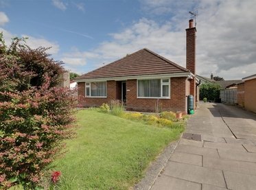 Bungalow for sale in Sandbach | Butters John Bee