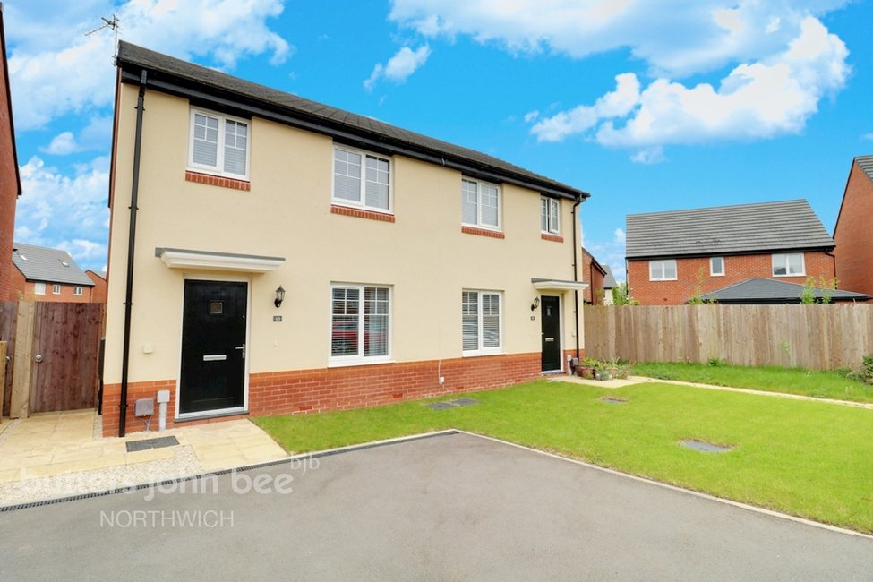 3 bedroom House -Semi-Detached for sale in Chester