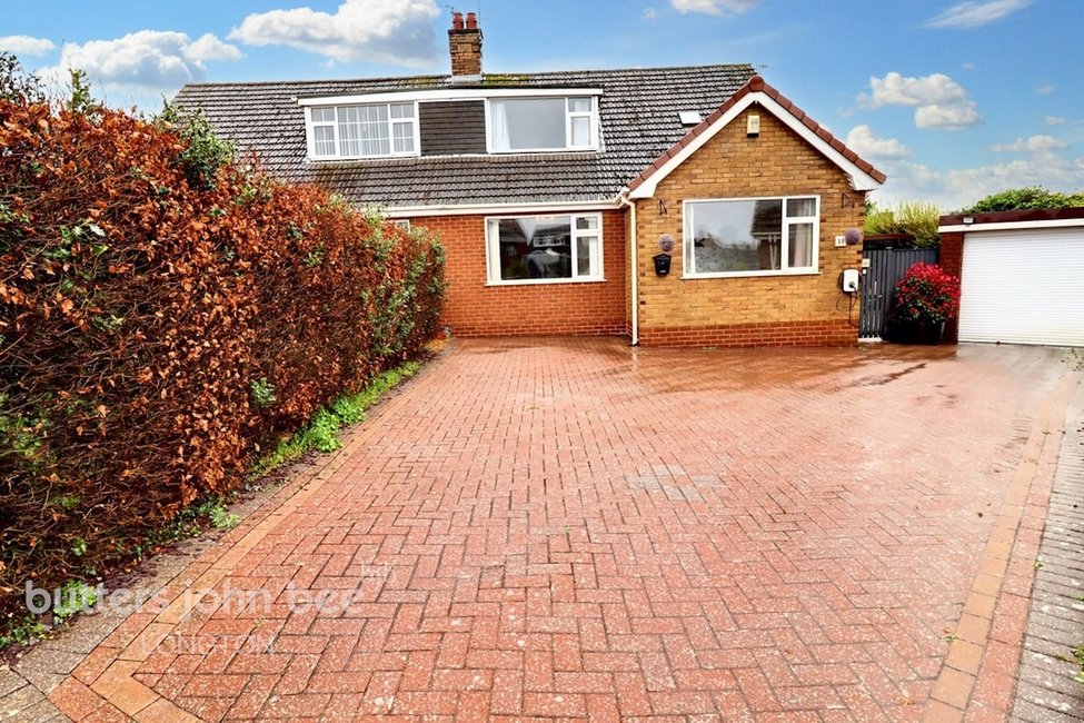 4 bedroom Bungalow for sale in Stoke-On-Trent