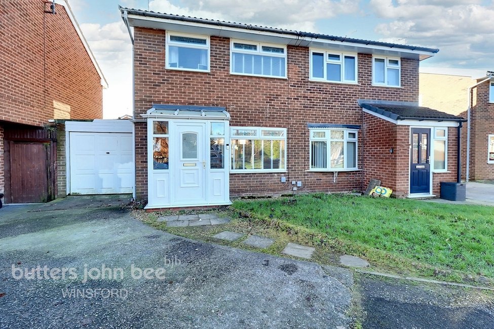 3 bedroom House -Semi-Detached for sale in Winsford