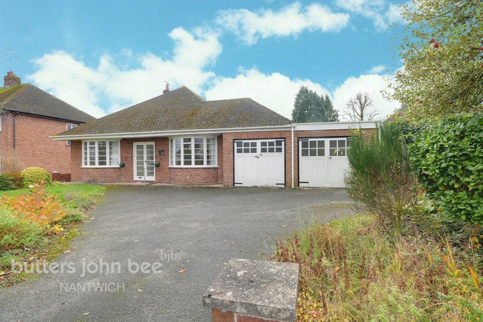 3 bedroom Bungalow for sale in Nantwich