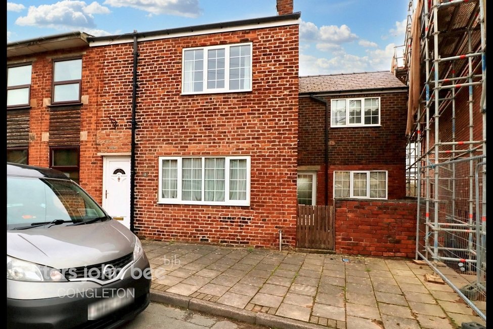 2 bedroom House - End of Terrace for sale in Congleton
