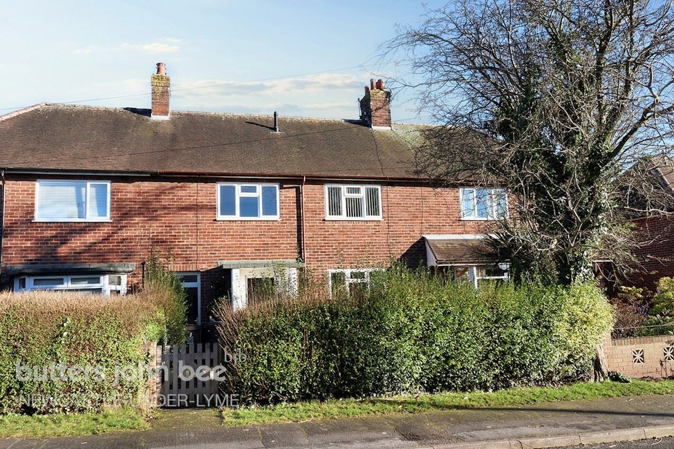 3 bedroom House - Terraced for sale in Staffordshire