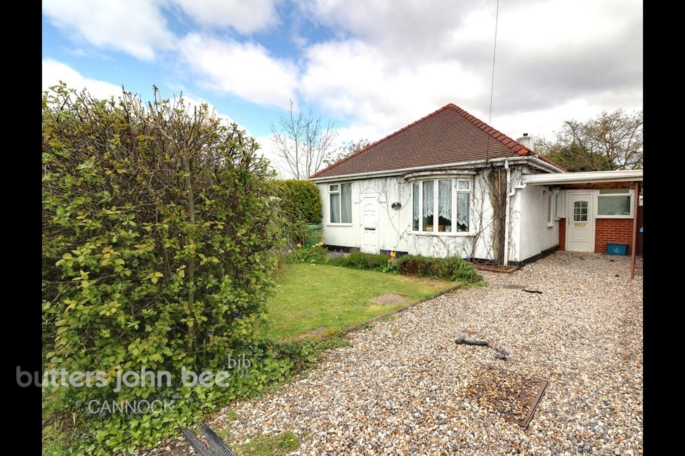 2 bedroom Bungalow for sale in Walsall