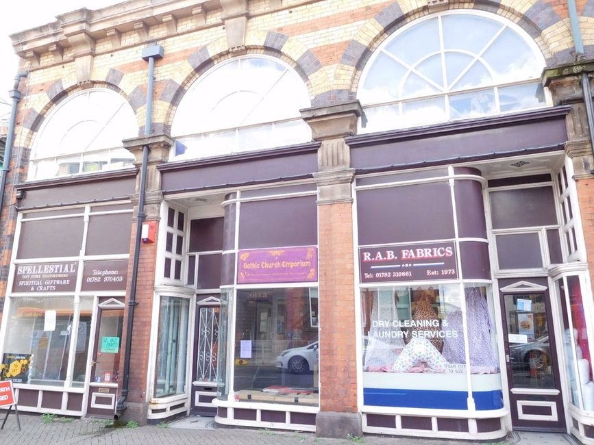 Retail to rent in Longton Butters John Bee