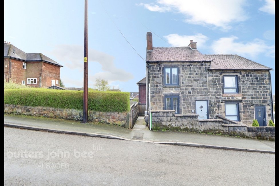 2 bedroom Cottage for sale in Staffordshire