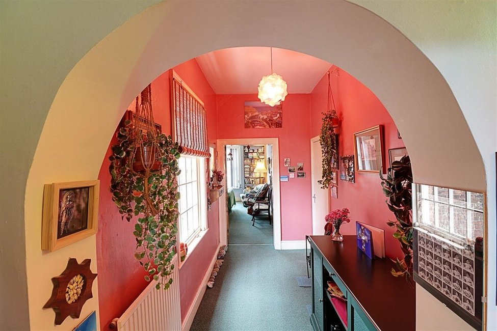 2 bedroom Flat for sale in Nantwich Butters John Bee